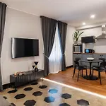 Apartment Toscana 2 - Fromhometorome
